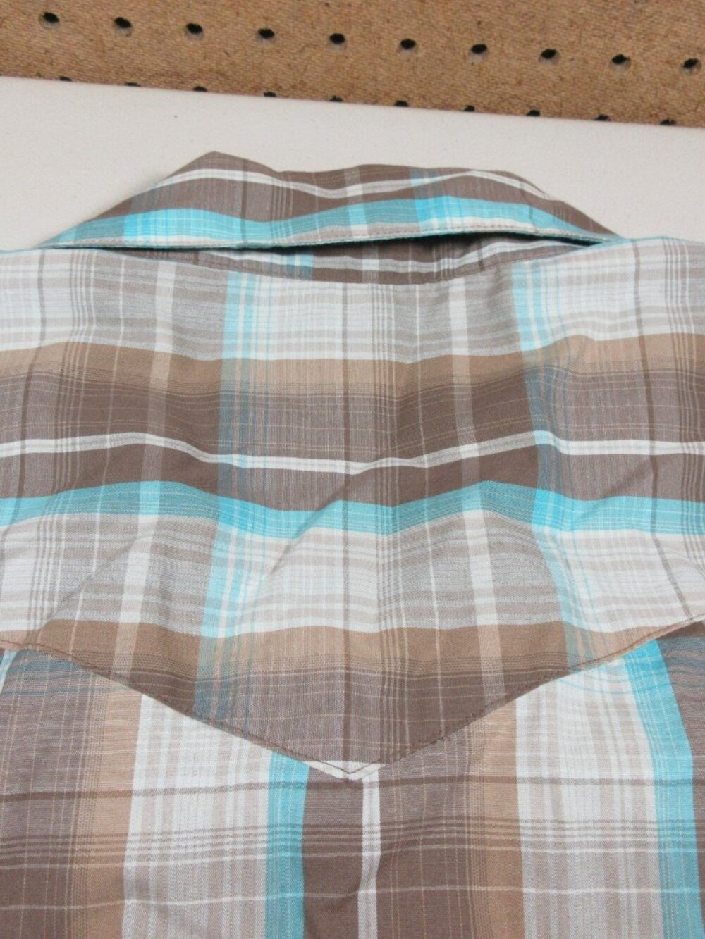 Howler Bros mens brown blue white plaid snap western shirt M EUC - Picture 10 of 10